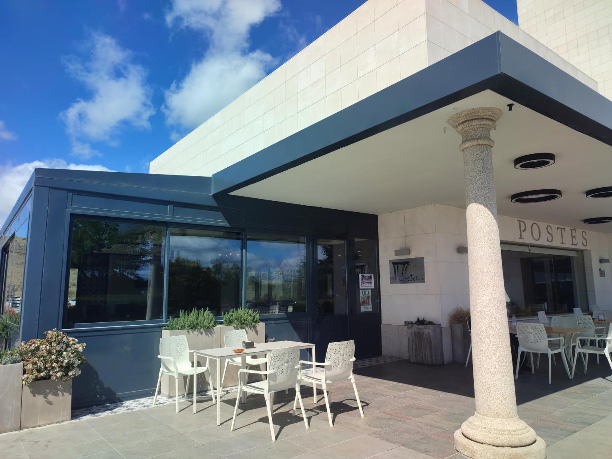Hotel Sercotel Cuatro Postes Avila Exterior photo