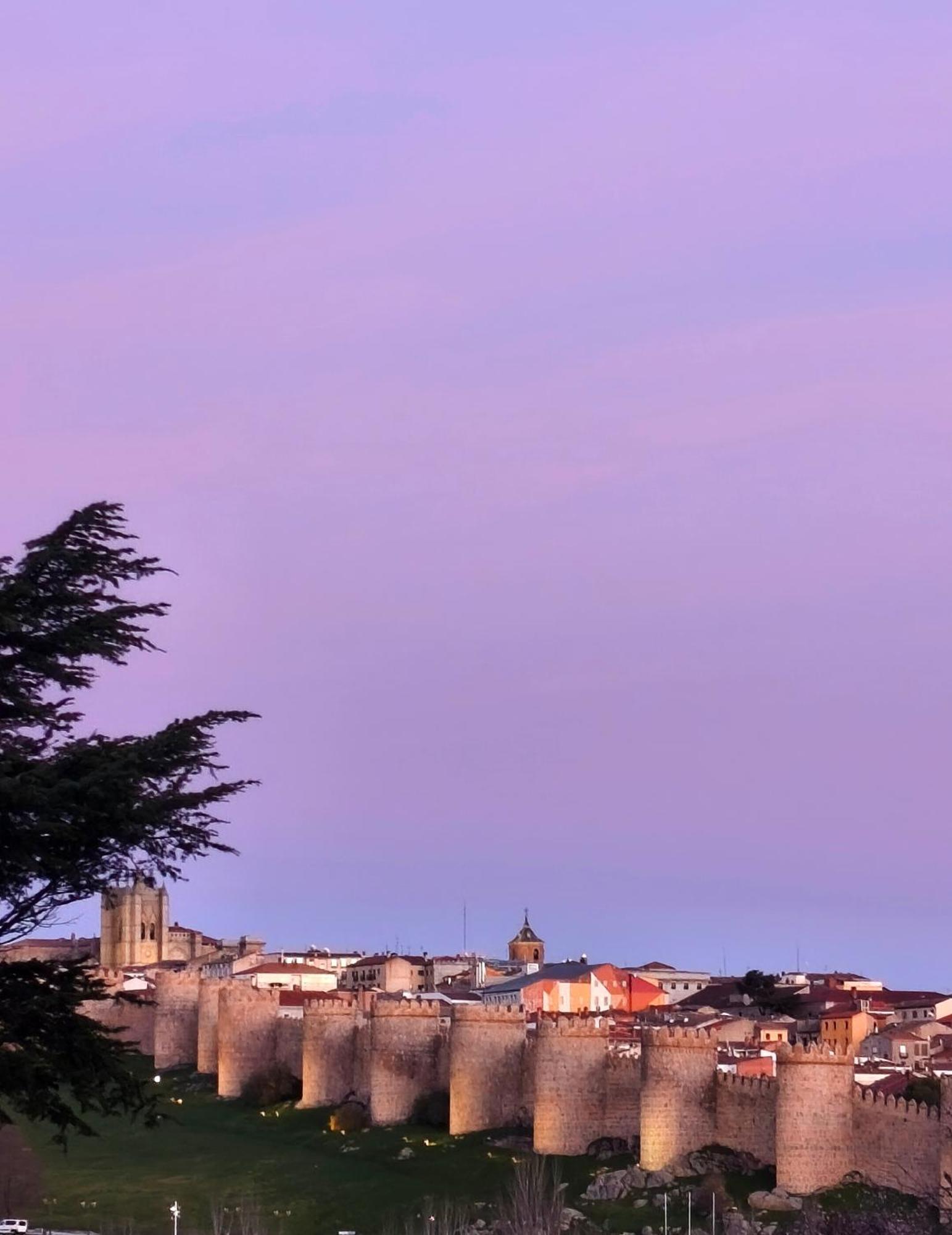 Hotel Sercotel Cuatro Postes Avila Exterior photo